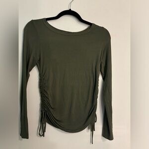Neely Womens Long Sleeve Rouched Shirt Sz Small Stretchy Green